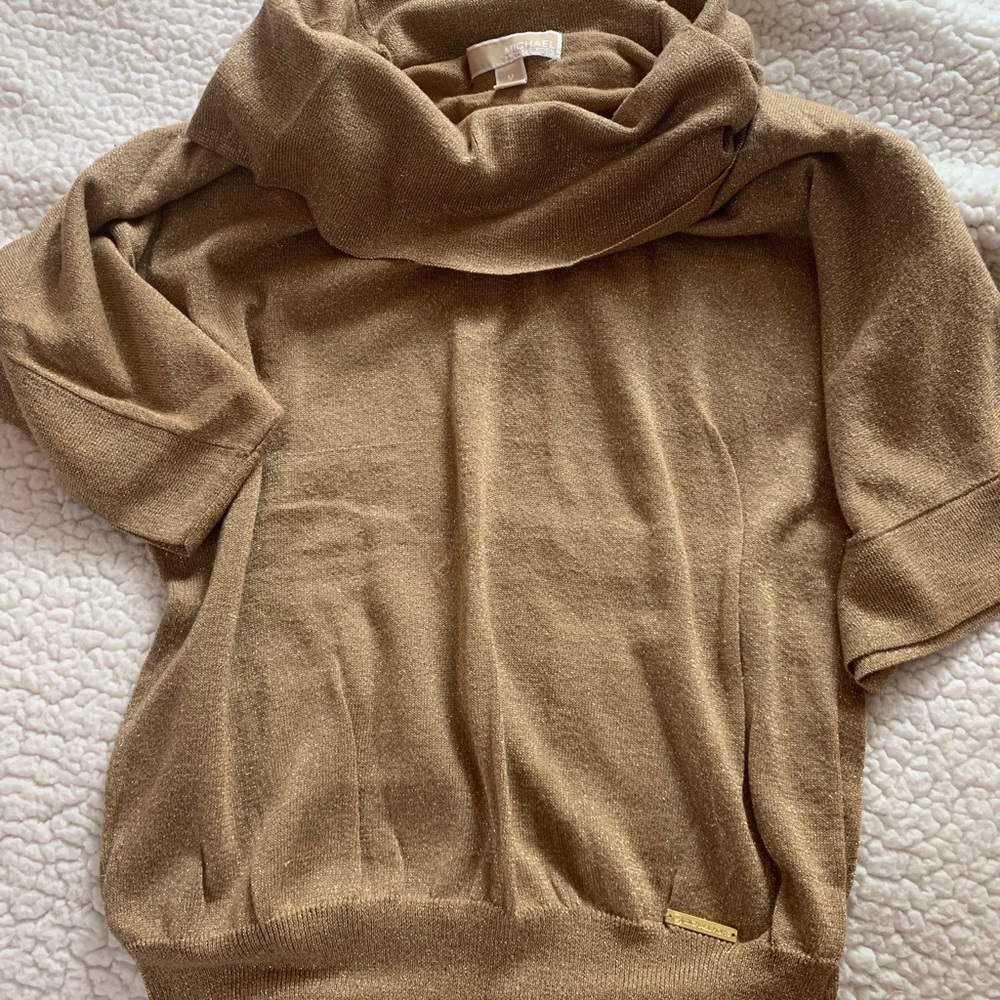 MK short sleeve turtleneck
